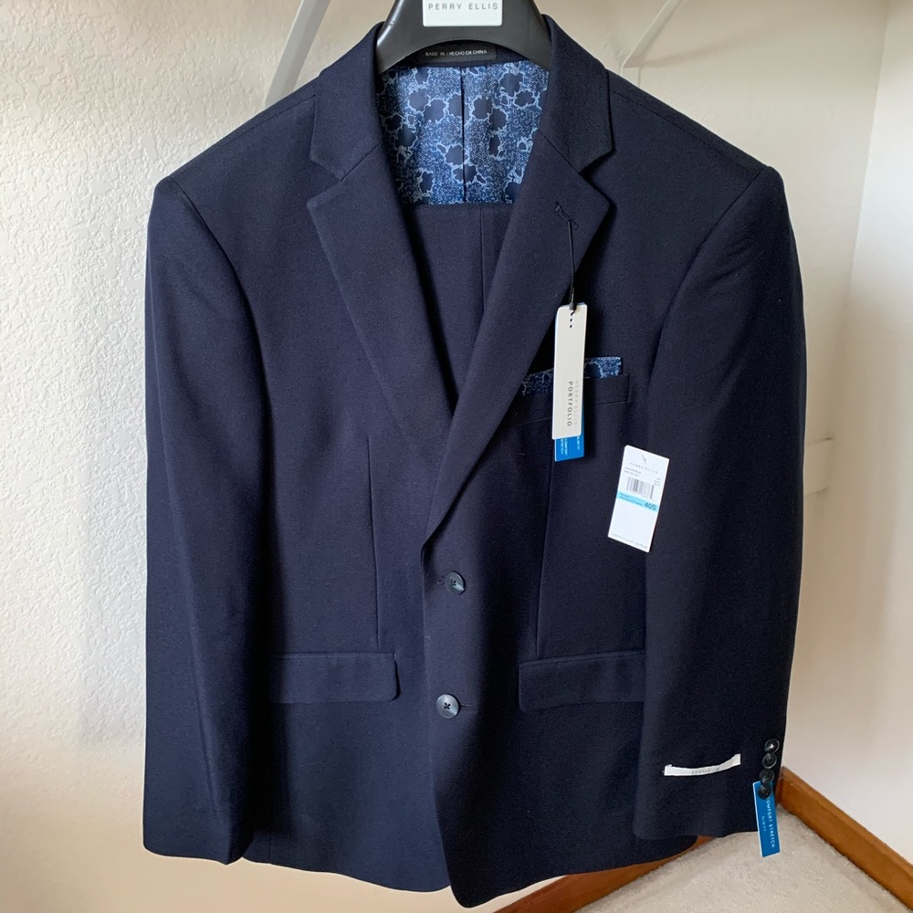 Perry Ellis Portfolio 2PC Suit 40S NWT